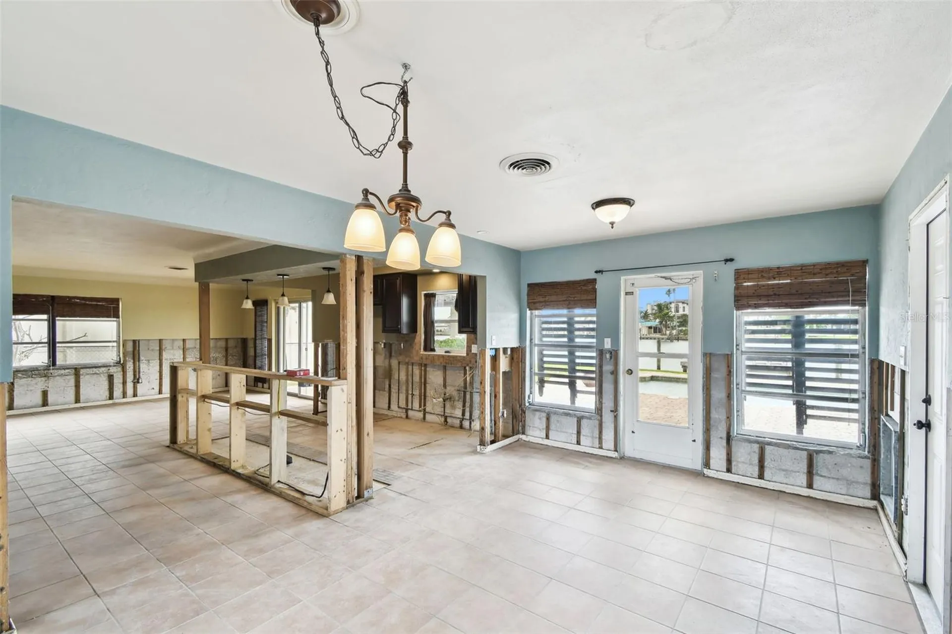 11340 5th Street E Treasure Island FL 33706