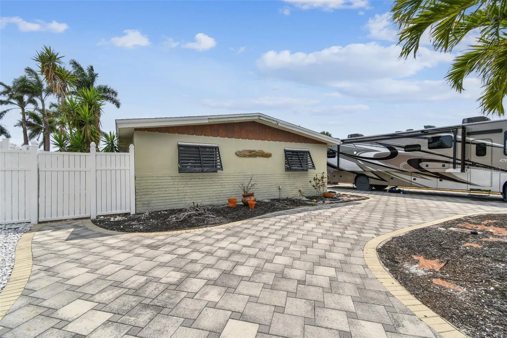 11340 5th Street E Treasure Island FL 33706
