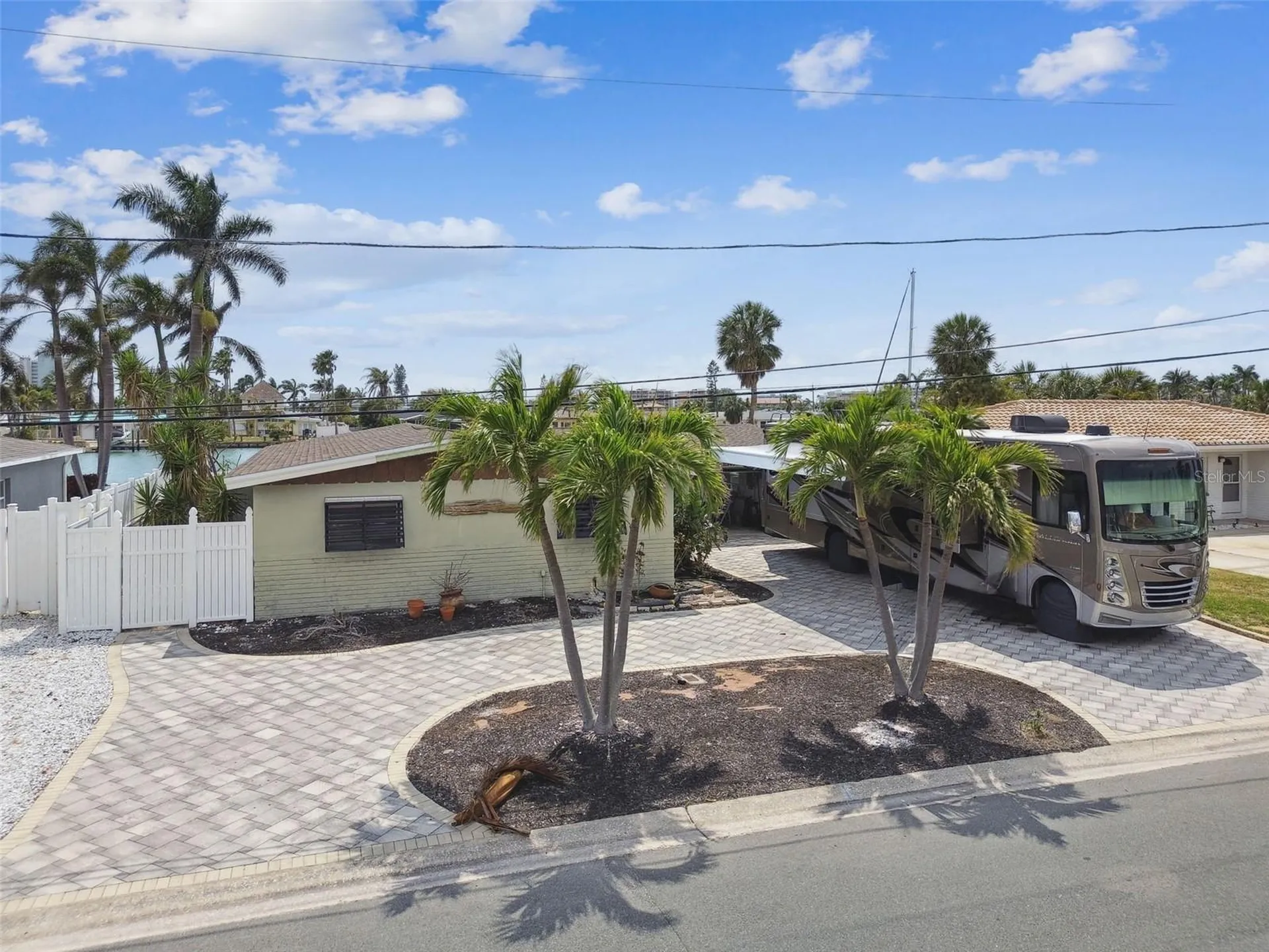 11340 5th Street E Treasure Island FL 33706