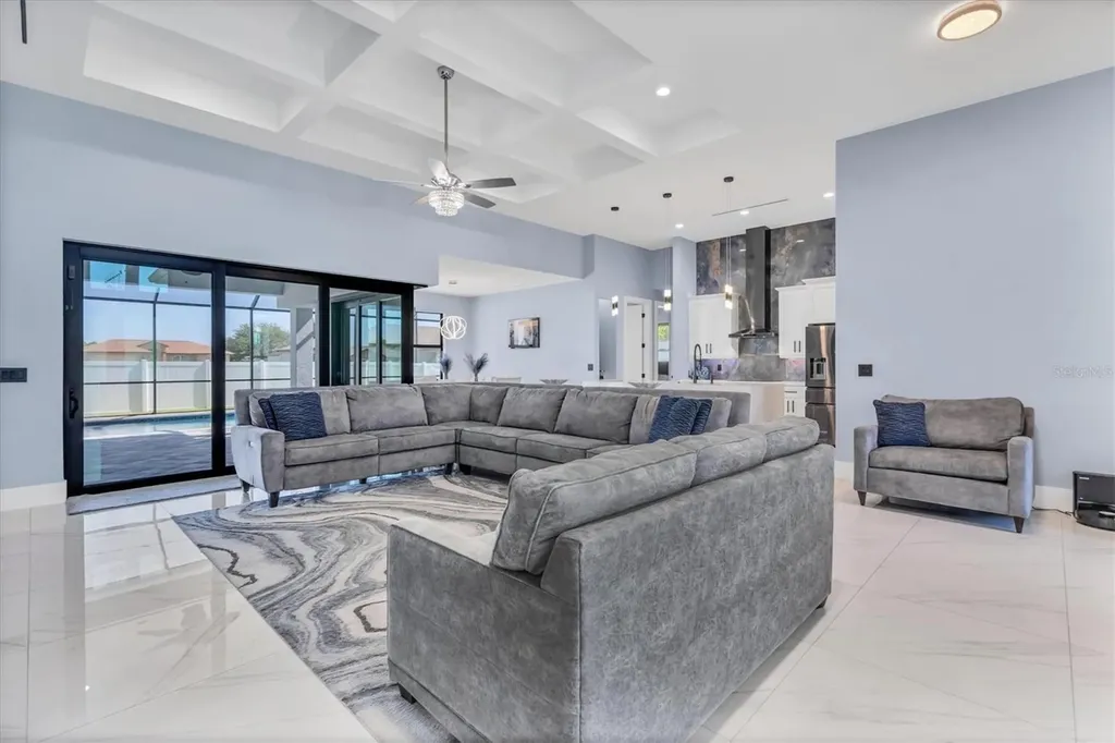 623 SE 1st Terrace Cape Coral FL 33990