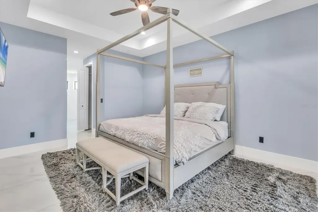 623 SE 1st Terrace Cape Coral FL 33990