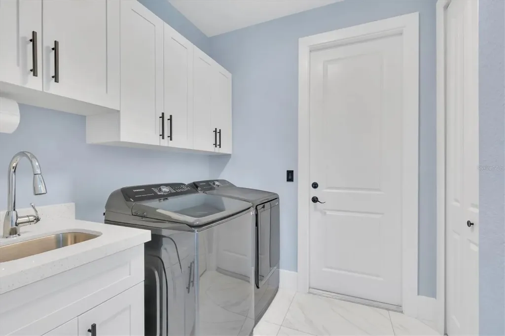 623 SE 1st Terrace Cape Coral FL 33990