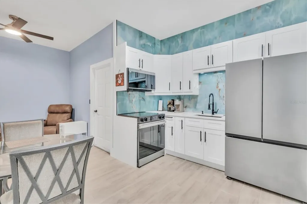623 SE 1st Terrace Cape Coral FL 33990
