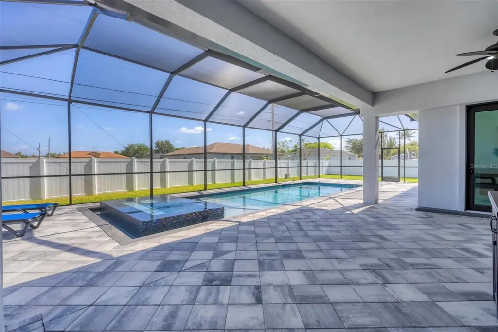 623 SE 1st Terrace Cape Coral FL 33990