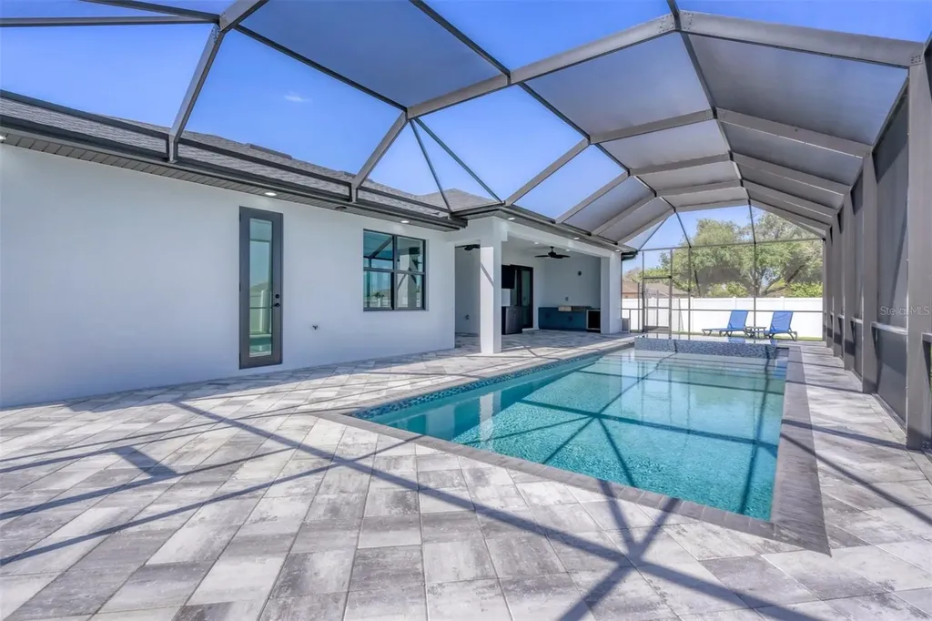 623 SE 1st Terrace Cape Coral FL 33990