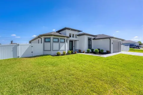 623 SE 1st Terrace Cape Coral FL 33990