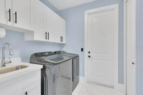 623 SE 1st Terrace Cape Coral FL 33990