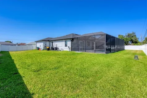 623 SE 1st Terrace Cape Coral FL 33990