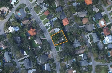 527 W Davis Boulevard Tampa FL 33606