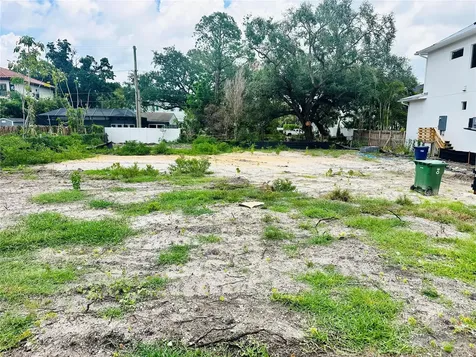 527 W Davis Boulevard Tampa FL 33606