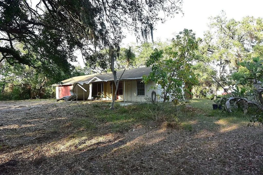 7610 Anna Avenue Gibsonton FL 33534