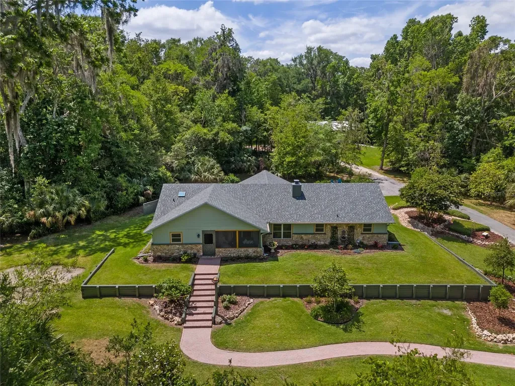 400 SE 90th Street Ocala FL 34480