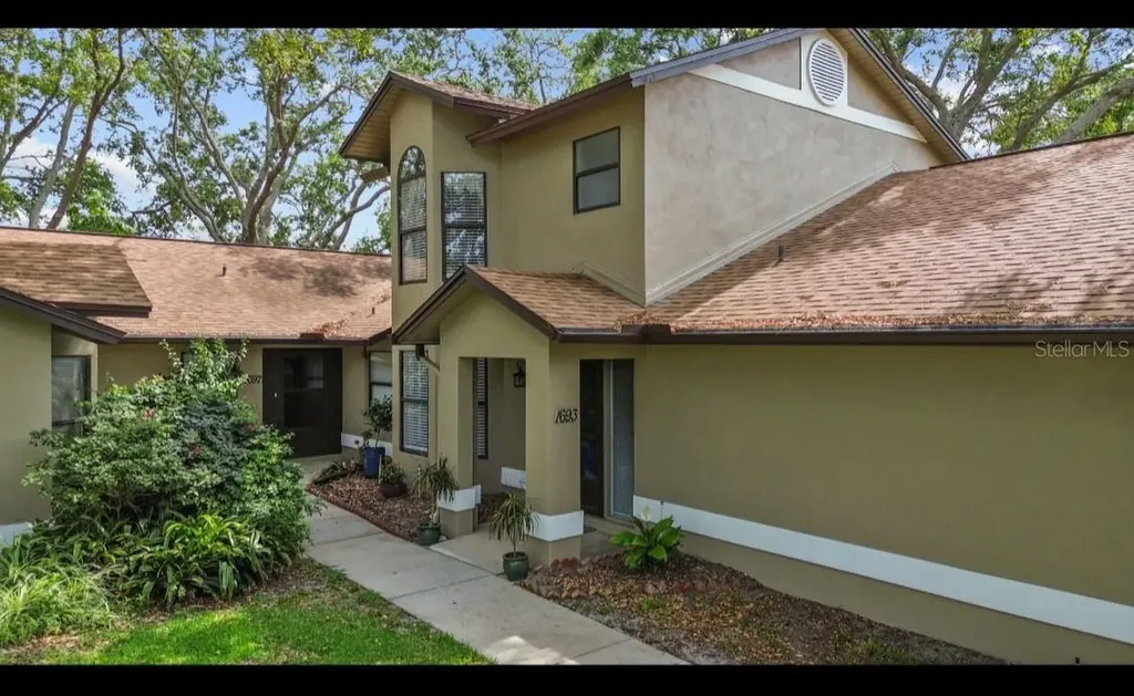 1693 Fry Court Dunedin FL 34698