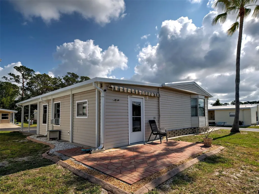 141 N Fiji Circle Englewood FL 34223