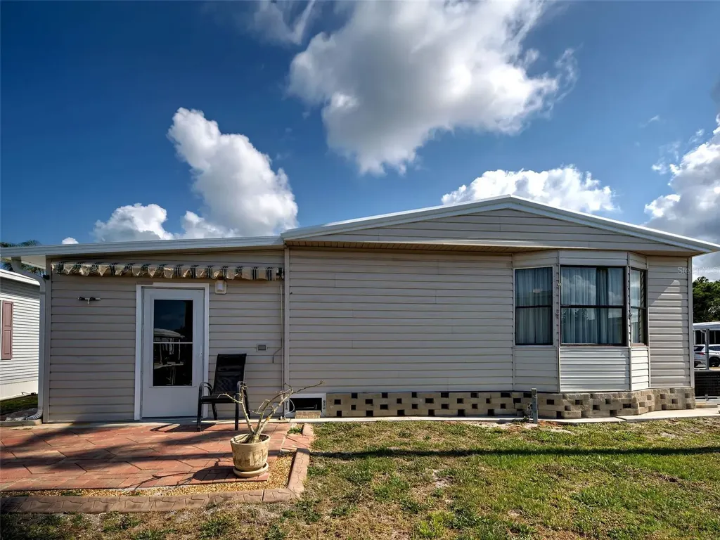 141 N Fiji Circle Englewood FL 34223