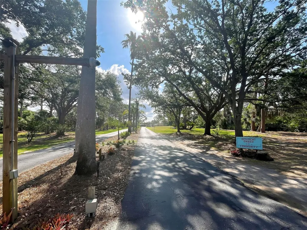 141 N Fiji Circle Englewood FL 34223