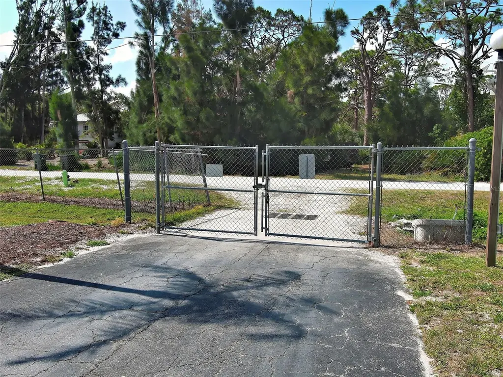 141 N Fiji Circle Englewood FL 34223