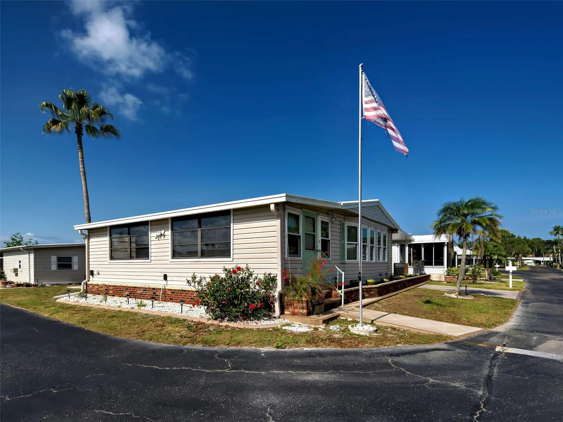 141 N Fiji Circle Englewood FL 34223