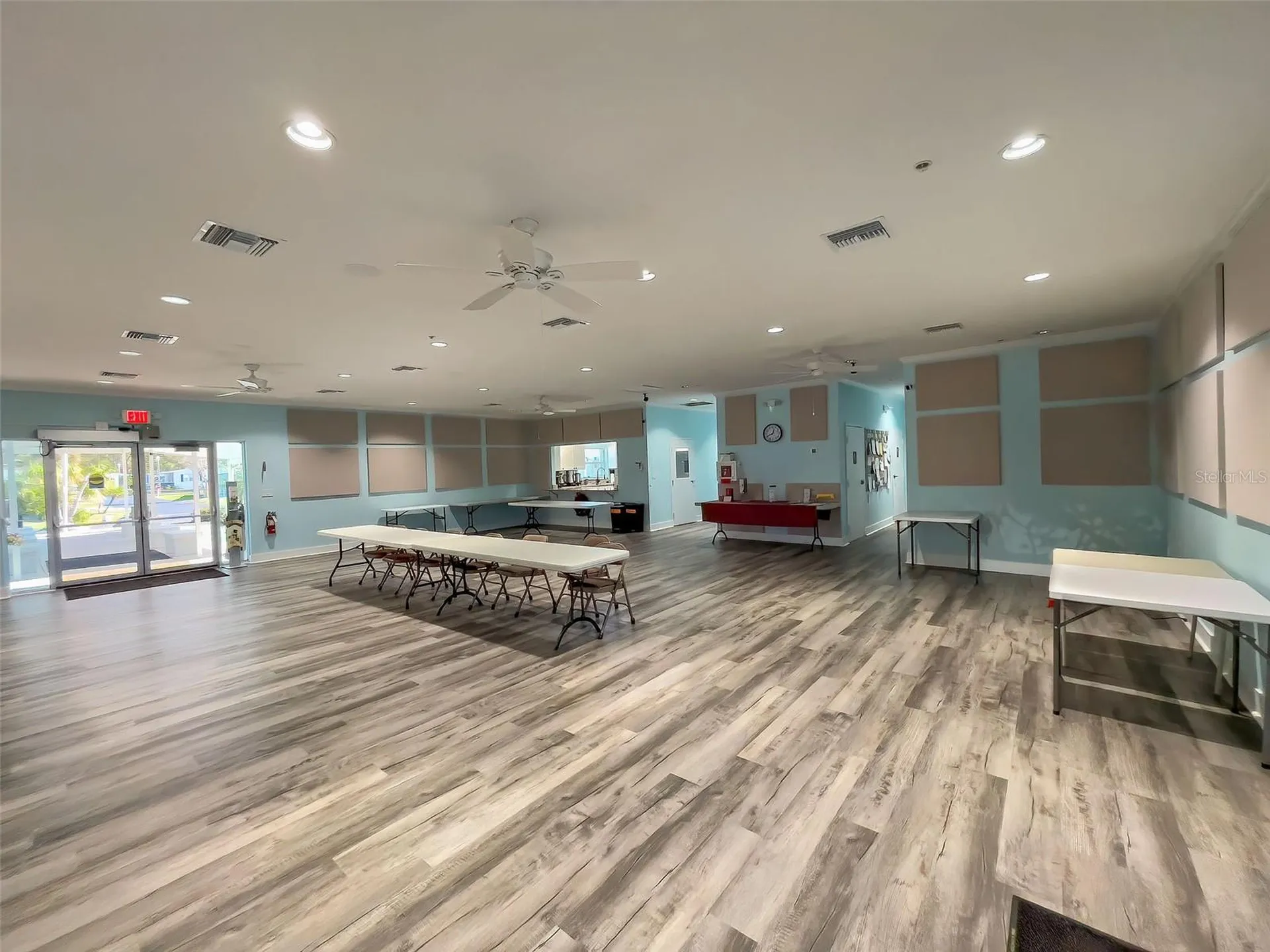 141 N Fiji Circle Englewood FL 34223