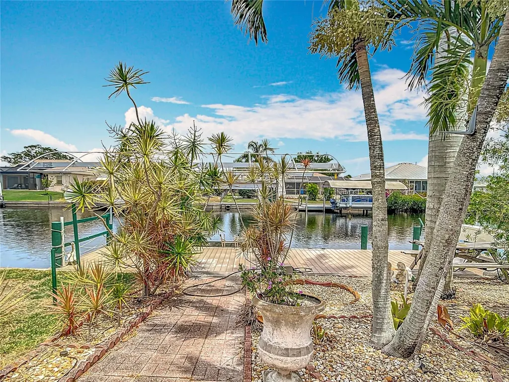 18790 Countryman Avenue Port Charlotte FL 33948