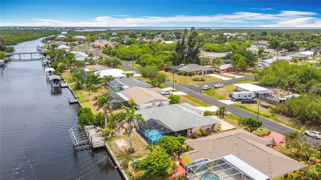 18790 Countryman Avenue Port Charlotte FL 33948