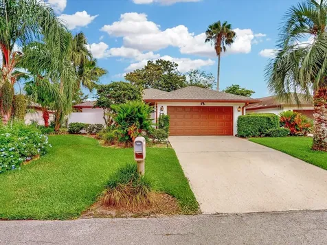 9 Abbey Court Haines City FL 33844