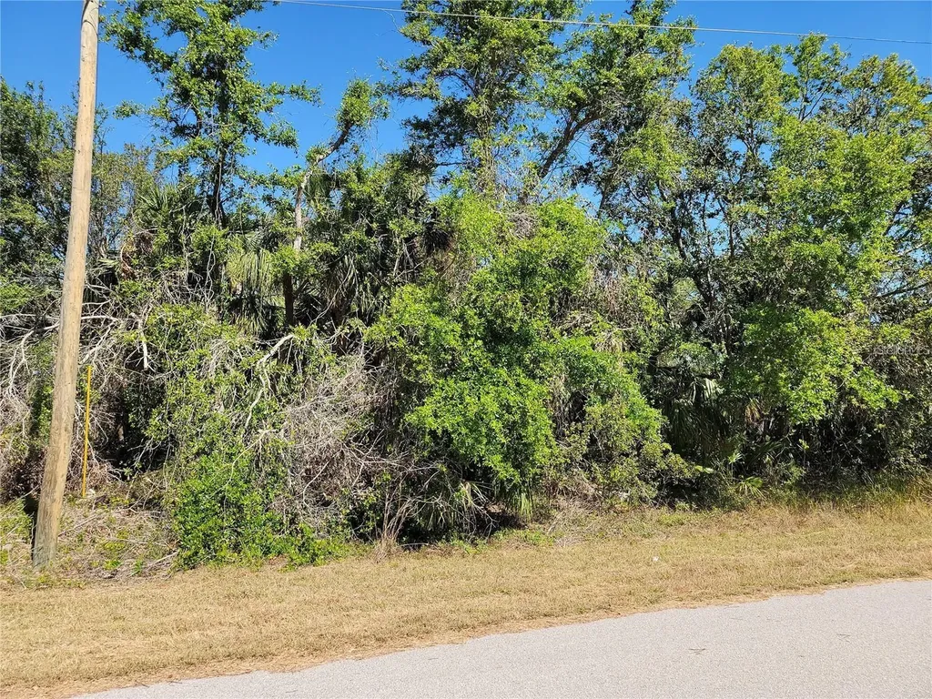 Lot 34 Eastman Circle North Port FL 34288
