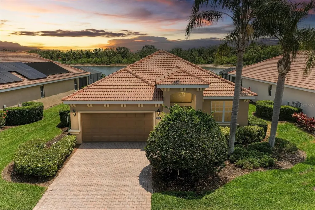 207 Winding River Trail Bradenton FL 34212