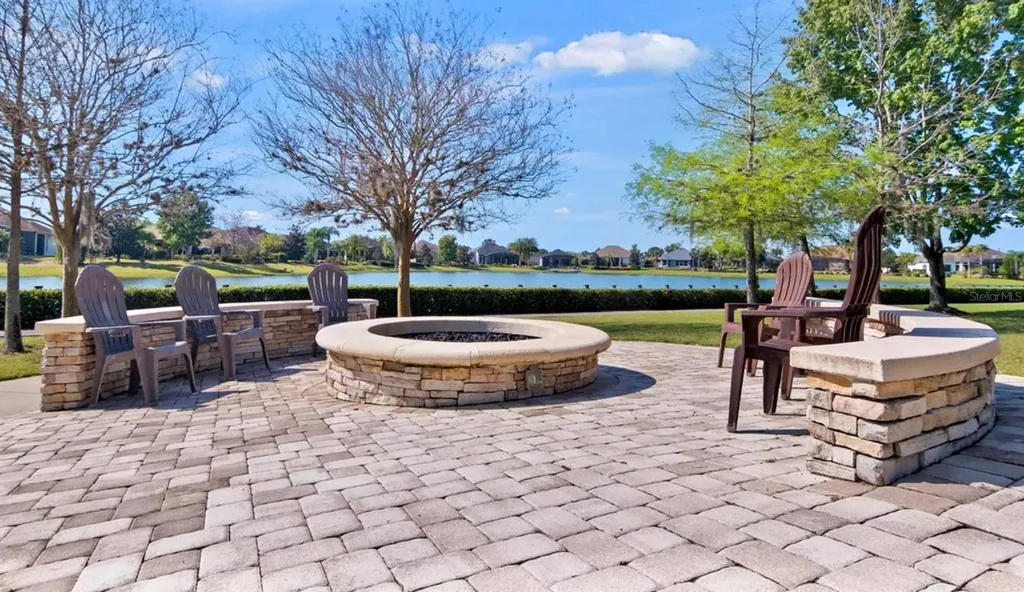 8167 Bridgeport Bay Circle Mount Dora FL 32757
