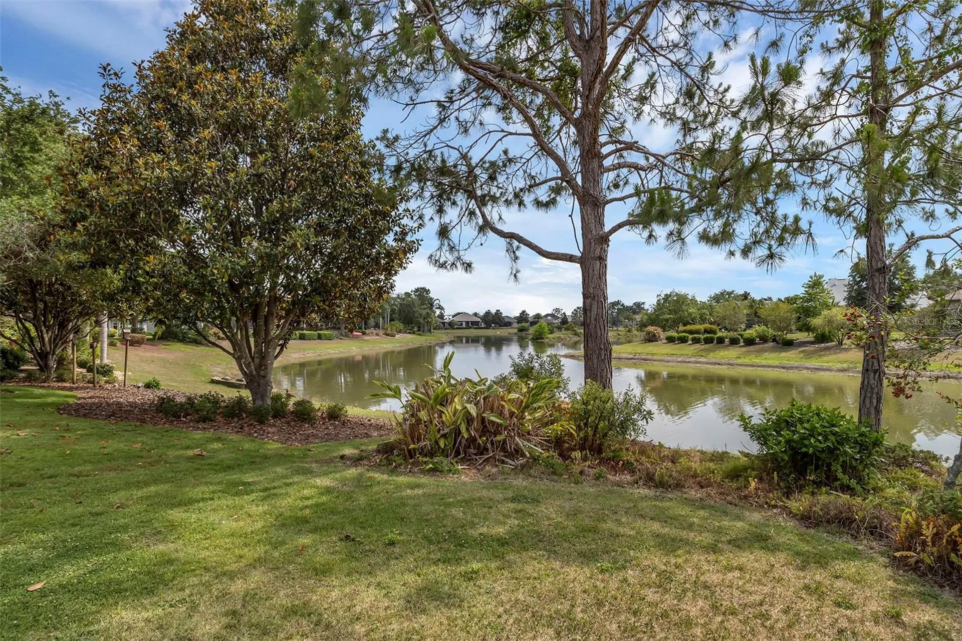 8167 Bridgeport Bay Circle Mount Dora FL 32757