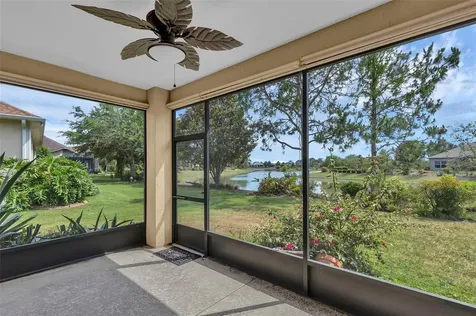 8167 Bridgeport Bay Circle Mount Dora FL 32757