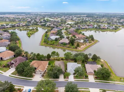 8167 Bridgeport Bay Circle Mount Dora FL 32757