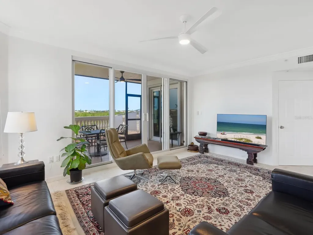 5430 Eagles Point Circle Sarasota FL 34231