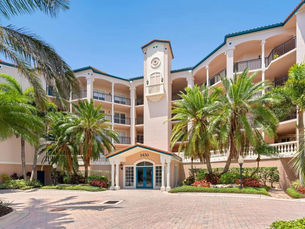 5430 Eagles Point Circle Sarasota FL 34231