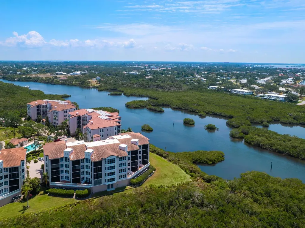 5430 Eagles Point Circle Sarasota FL 34231