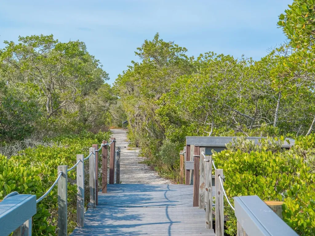 5430 Eagles Point Circle Sarasota FL 34231