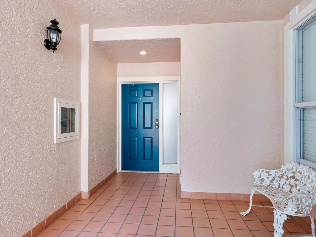 5430 Eagles Point Circle Sarasota FL 34231