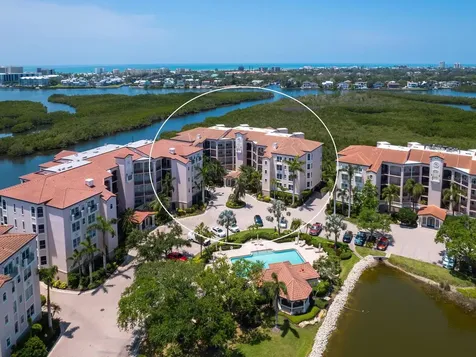 5430 Eagles Point Circle Sarasota FL 34231