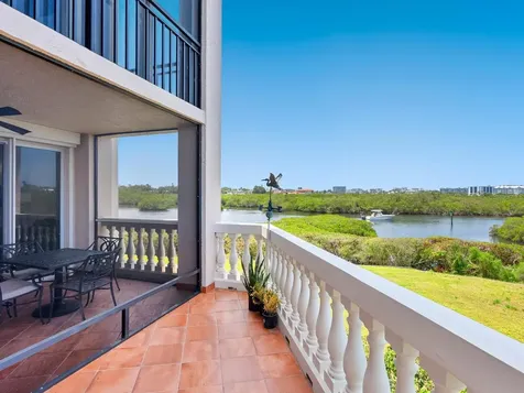 5430 Eagles Point Circle Sarasota FL 34231