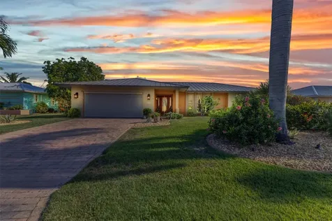 2100 Via Esplanade Punta Gorda FL 33950