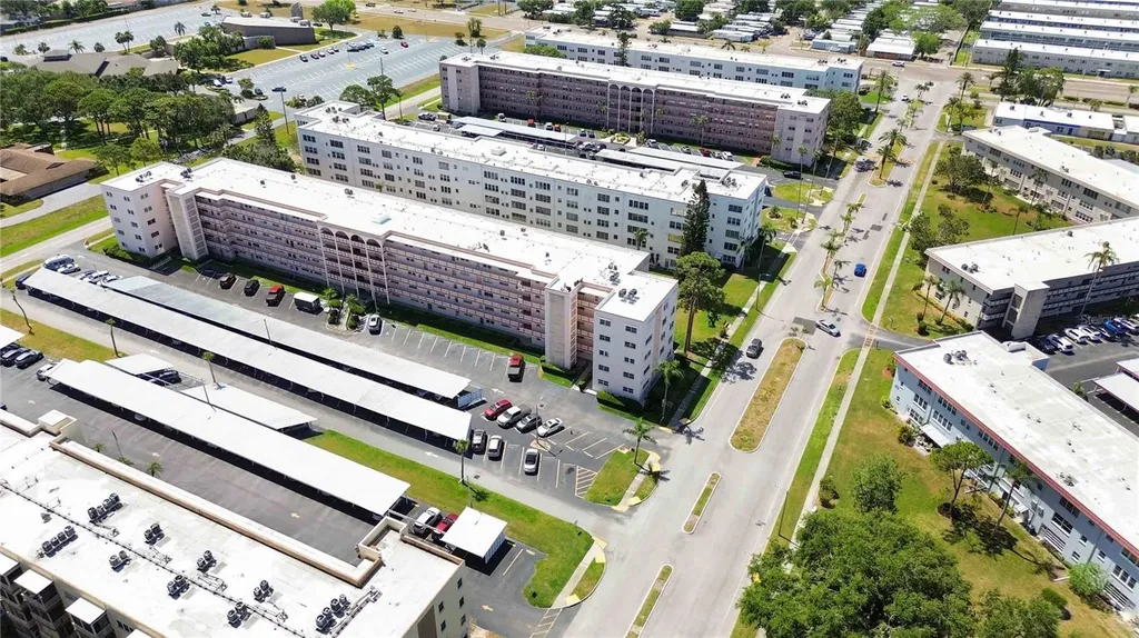 5623 80th Street N St Petersburg FL 33709