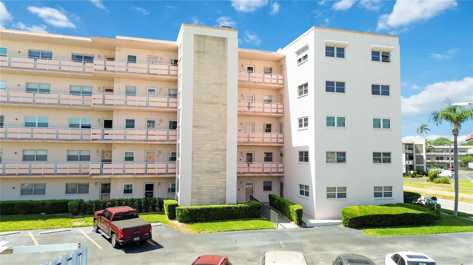 5623 80th Street N St Petersburg FL 33709