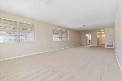 5623 80th Street N St Petersburg FL 33709