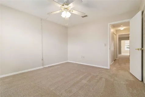 5623 80th Street N St Petersburg FL 33709