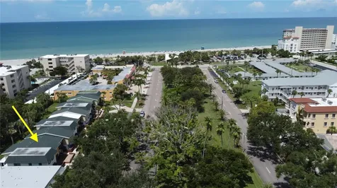 705 W Venice Avenue Venice FL 34285
