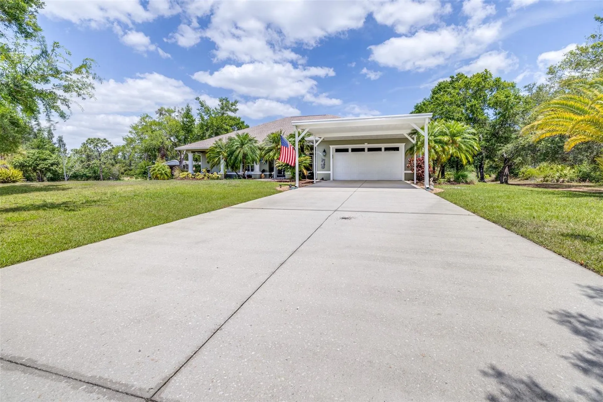 4540 Park Avenue Indian Lake Estates FL 33855