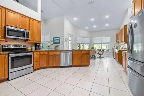 4540 Park Avenue Indian Lake Estates FL 33855