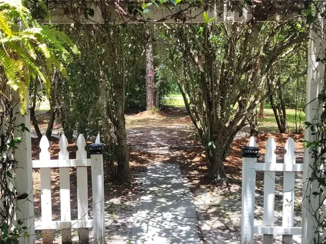 427 E Bannerville Road Palatka FL 32177