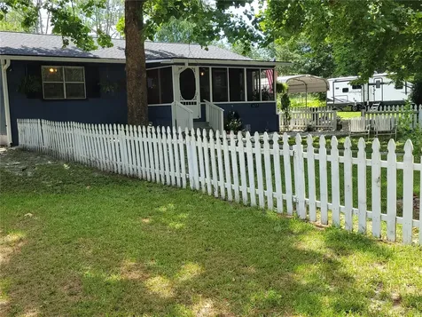 427 E Bannerville Road Palatka FL 32177
