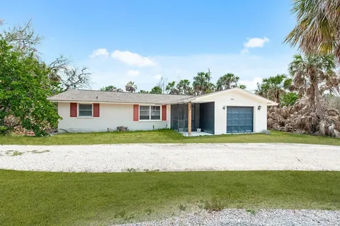4065 N Beach Road Englewood FL 34223